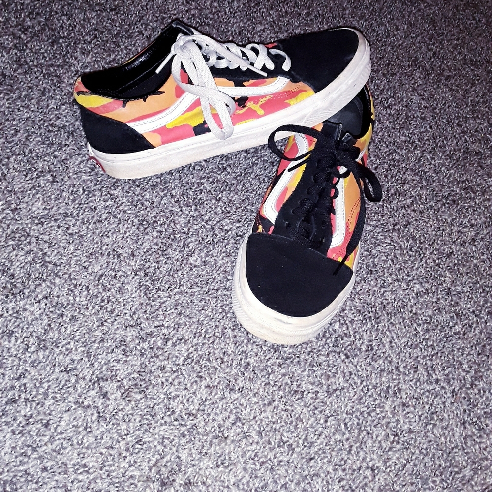 Fire camo Van's